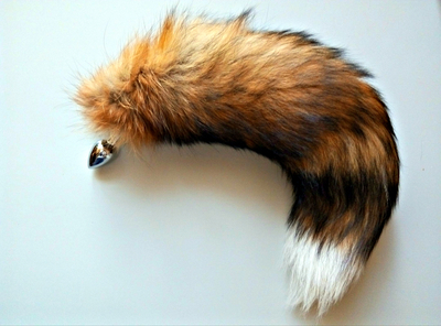 1565946809159158933 Как крепится хвост у девочек