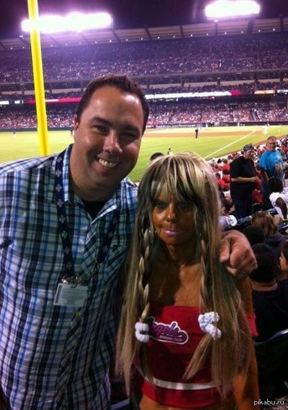 теперь я знаю, как выглядит ветеран группы поддержки