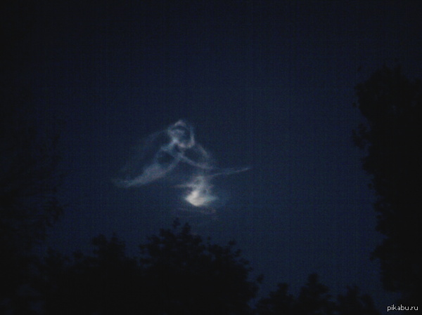 Вот такая штука распласталась над Волгоградом