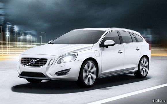  Volvo V60 Plug-in Hybrid    