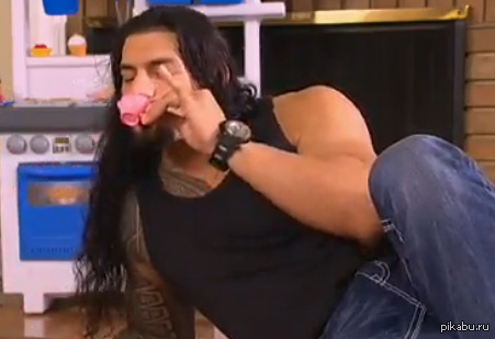 ������ Zaxaroid`� �� WWE