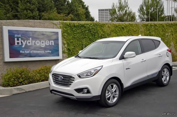   Hyundai Tucson Fuel Cell   