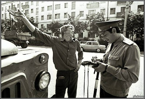 Да у меня регистратор в машине !