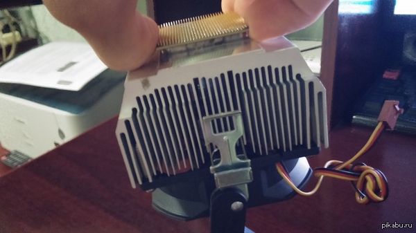 Мастер по смене кулеров | Пикабу