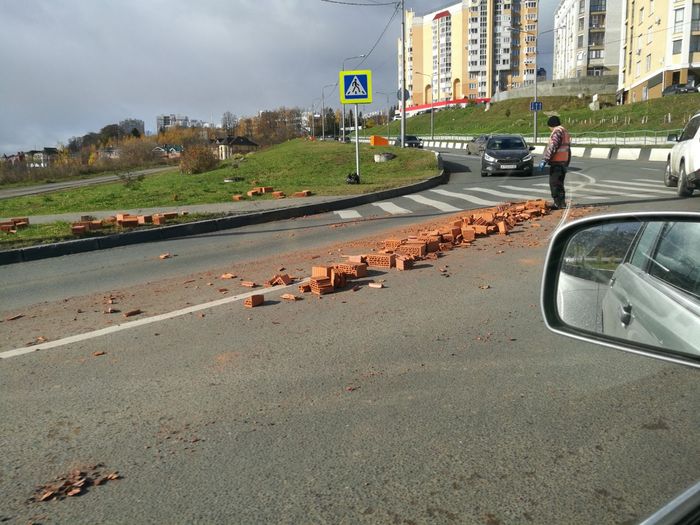 When you get scared while driving - Cheboksary, I lay bricks