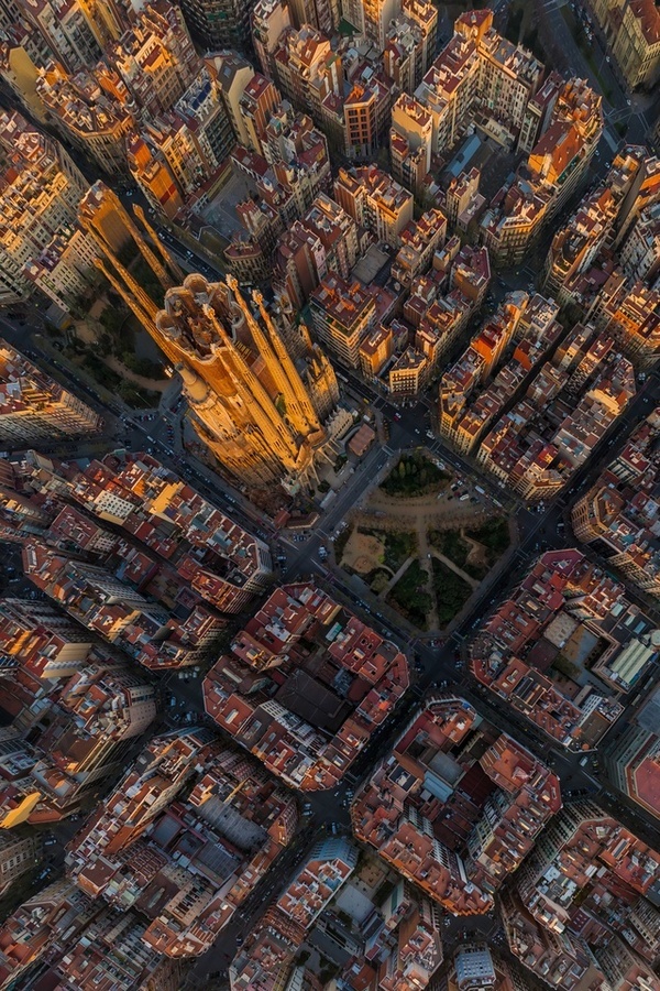 Under construction since 1882 - Barcelona, , , Architecture, Antoni Gaudi, Barcelona city