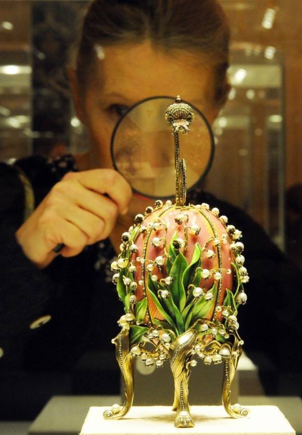 It's just beautiful. - Girls, Faberge eggs, Jewelry