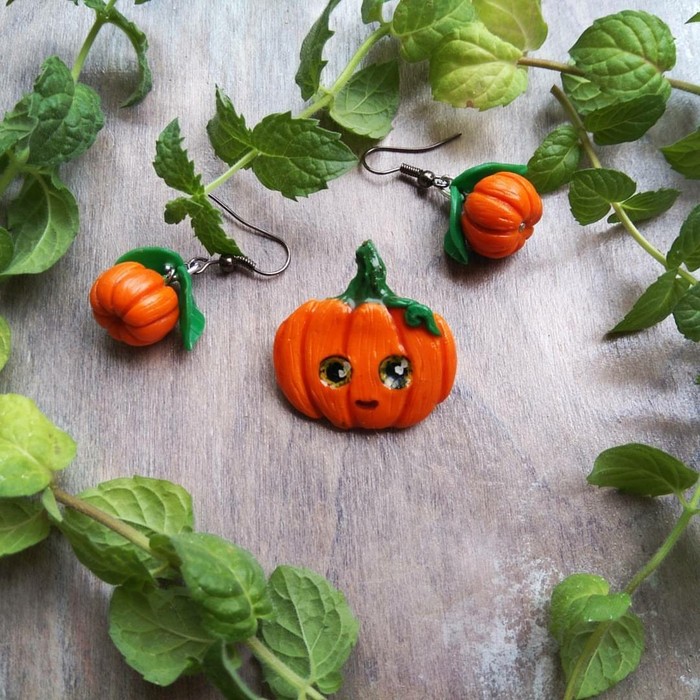 My second day at Peekaboo, I'll show you a set of earrings and a brooch Miss Pumpkin, made for my daughter) - My, Bijouterie, Polymer clay, Decoration, Earrings, Brooch