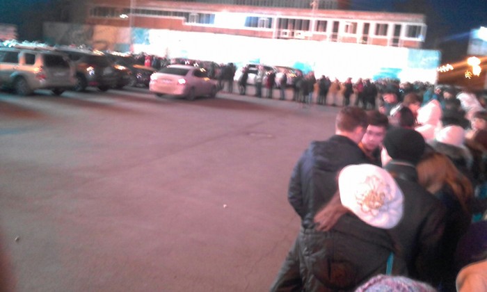 queue for iphone? No, they just love Spleens in Irkutsk! - Queue, Irkutsk