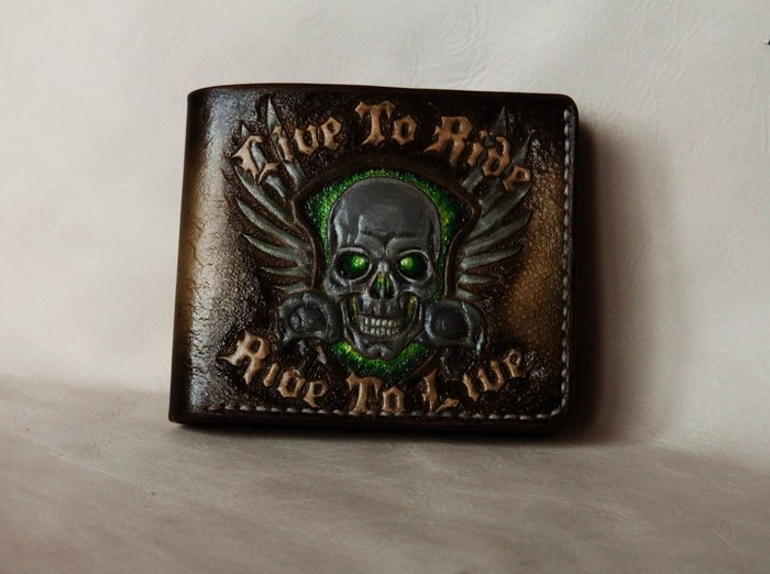 Made another bifold with the skull. - My, Embossing on leather, Scull, Wallet, , Leather, Needlework with process, Longpost