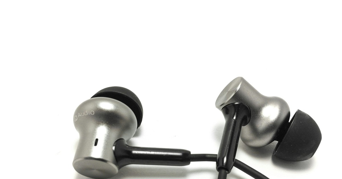Xiaomi mi in-ear headphones pro. Наушники xiaomi pro обзор. Наушники ксяоми в коробке. Xiaomi mi in-ear headphones pro. Наушники xiaomi pro обзор.