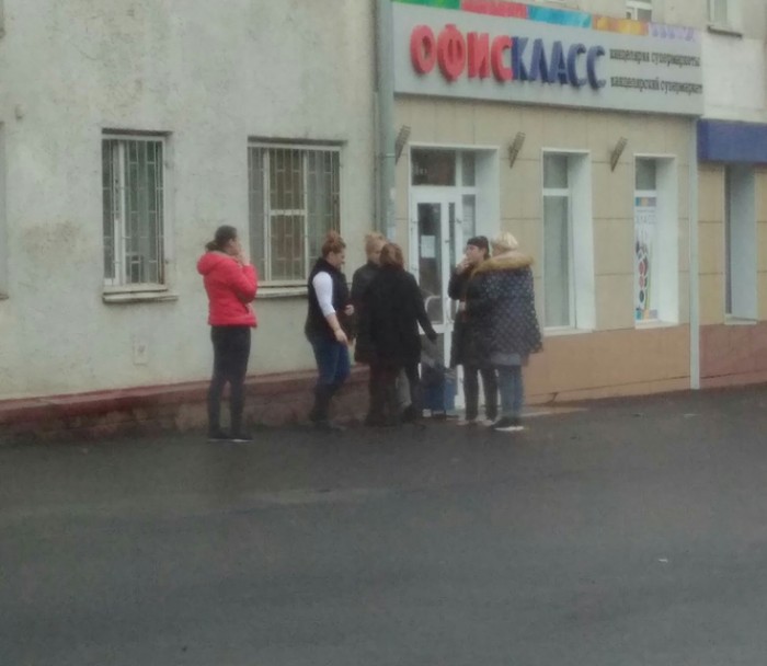 #2  Утренний ритуал - пососать сигаретку....