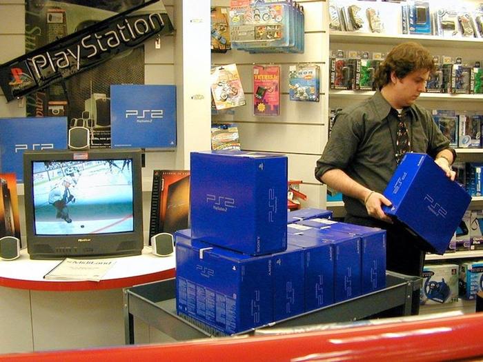 Start of sales of SonyPlaystation 2, October 26, 2000 - Sony, Playstation, 2000, Start, 17 years, Start, Playstation 2