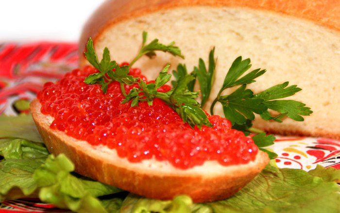 On Sakhalin, because of the failed Putin season, caviar has risen in price by 30% - Poachers, Red caviar, Putin, Text