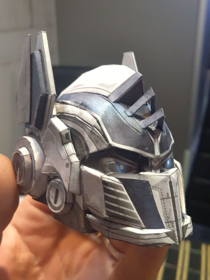 Optimus Prime из бумаги - Моё, Оптимус Прайм, Papercraft, Своими руками, Изделия из бумаги, Трансформеры, Длиннопост