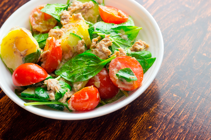 Salad with potatoes and tuna - , Video recipe, Recipe, Tuna, Spinach, Salad, My, Video, 