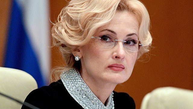 Nothing to catch, bespectacled!: Yarovaya's group decided to eliminate advanced textbooks - Education, Irina Yarovaya, School, Unified State Exam, State Duma