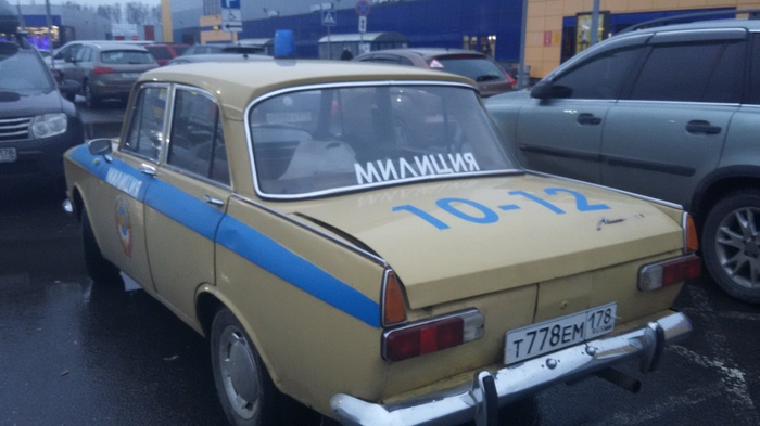 Guest from the past in St. Petersburg - My, Car, Moskvich 412, Militia, Past