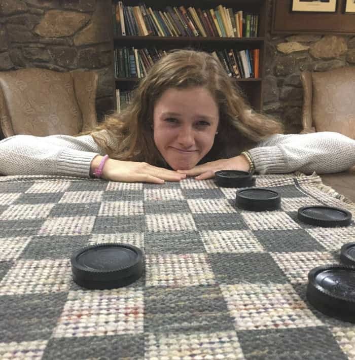 Little sister loves checkers - Games, Competitions, Humor, The photo, Girls, Longpost