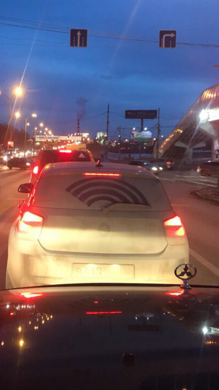 Mitsubishi Benz преследует WiFi мобиль! - Авто, Wifi мобиль, Mitsubishi, Benz