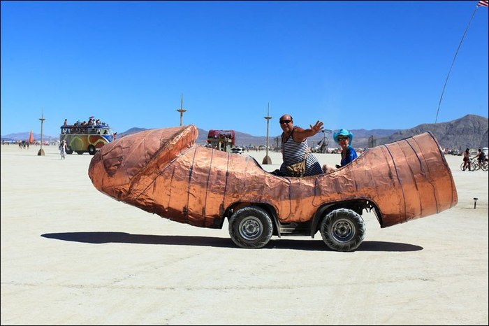 BURNING MAN , 