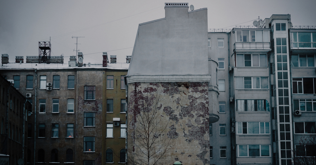 Контраст санкт петербург. Контрасты Петербурга. Контрасты Питера. Здание стиль контраст Питер. Фото Питера контраст.