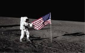 Donald Trump wants to send Americans back to the moon - Donald Trump, USA, Astronaut, moon, news, Longpost