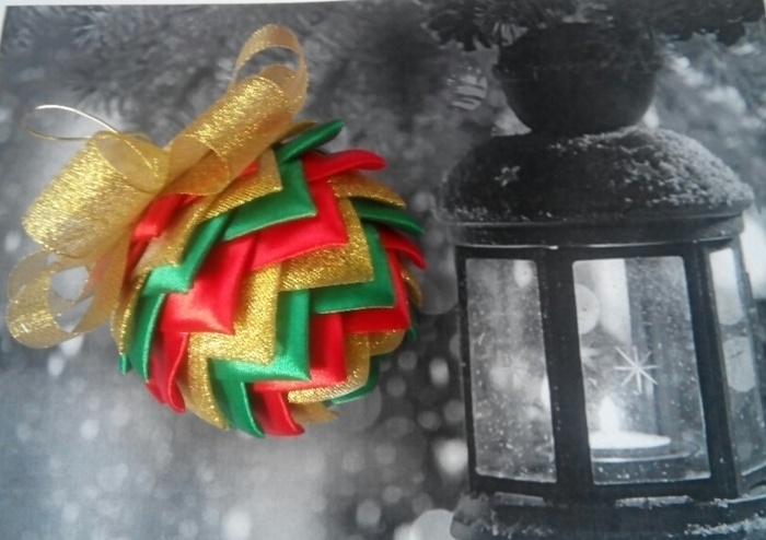 The process of assembling a Christmas ball - My, Needlework with process, Kanzashi, Christmas decorations, Longpost