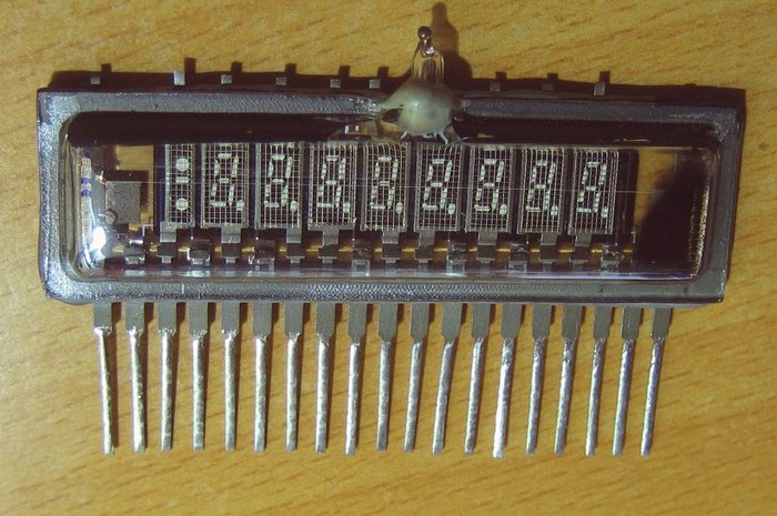 Часы на ИВ-28. Поиск конструктора