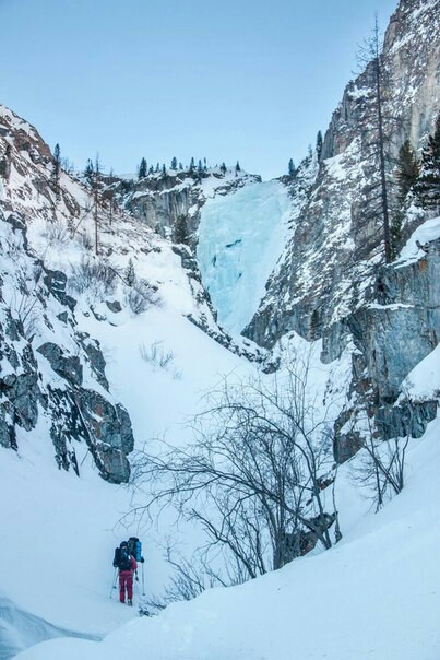 Элементы экстрима в лыжном походе - Моё, Западный Саян, Водопад, Лыжи, Ледолазание, Фотография, Длиннопост