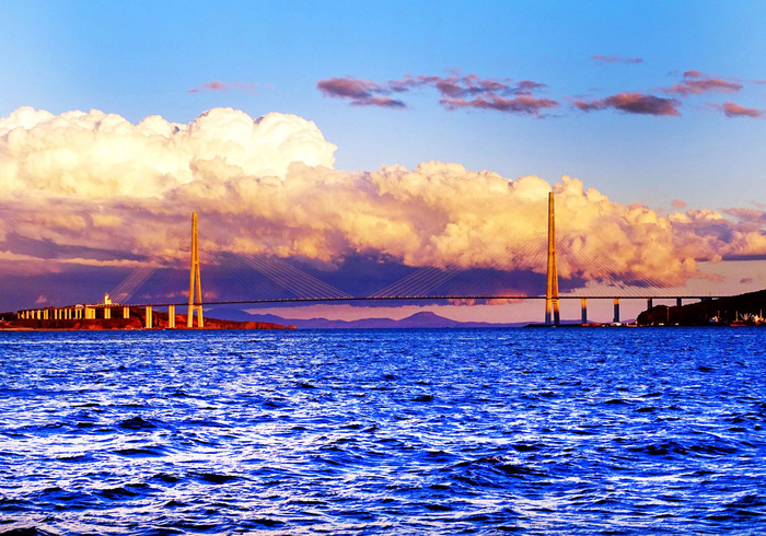 Primorye. Russian bridge at sunset, against the backdrop of a thundercloud. - My, Дальний Восток, Russian Bridge, Eastern Bosphorus, The clouds, Sunset, beauty, Bosphorus