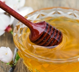 Honey with garlic - the benefits and harms of colds - Honey, Garlic, Cold, Useful, Vitamins, The medicine, Health, , Longpost