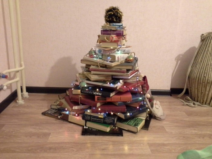 Philologist's Christmas tree - My, Books, Christmas trees, New Year