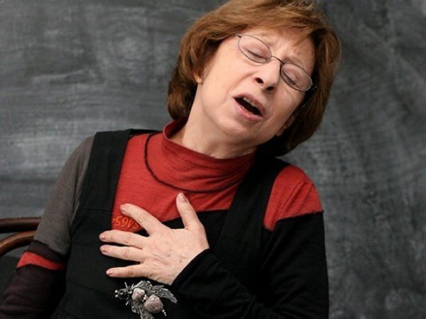 ����� ���