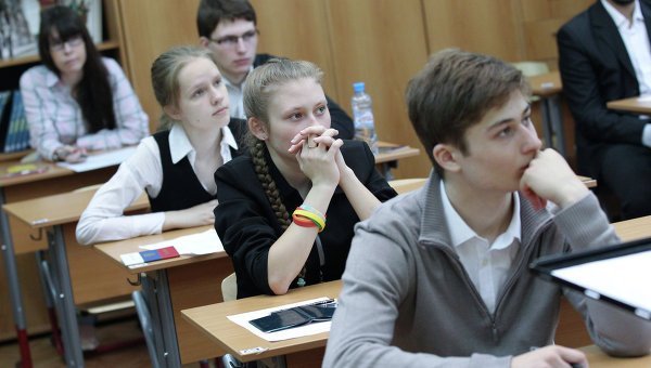 Poll: more than 40% of Russian schoolchildren feel lonely - Society, Russia, Psychology, Survey, Social networks, Pupils, Loneliness, Russia today, Longpost