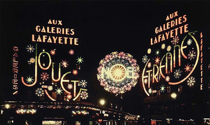 Christmas shop windows from the 1930s in Paris. - Paris, Signboard, Longpost