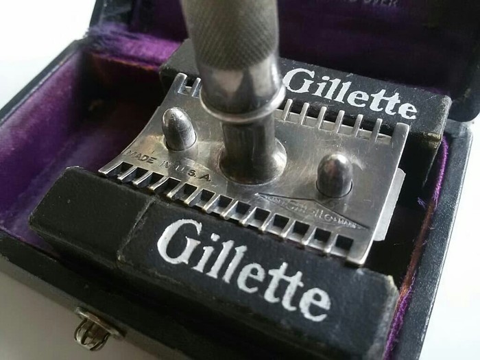     , , Gillette,  , 