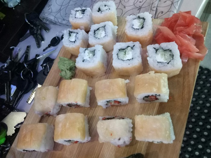 Maki roll and Spanish shame - My, Sushi, Rolls, Public catering, Spanish shame, Cook, Waiters