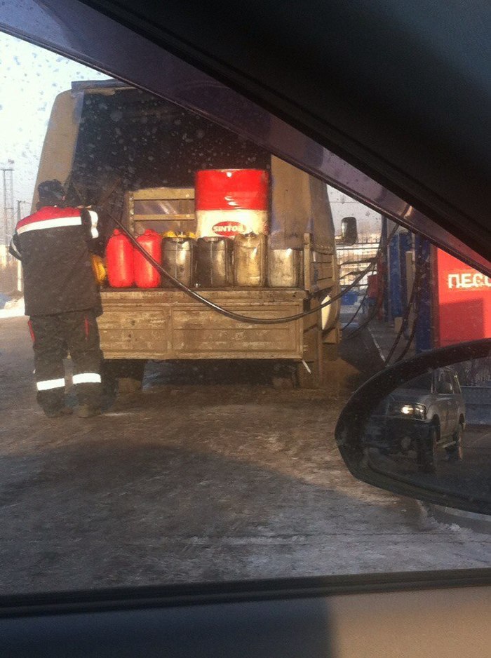 Coming rise in price of gasoline and he can smell it? - My, Petrol, Novokuznetsk, Oil, Gasoline price, Gazelle