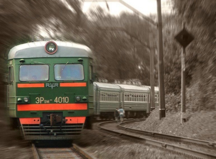 Now a foreign car. - Railway, A train, Russian Railways, Riga, Er9