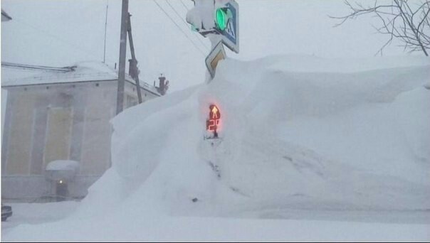 Numbered - Traffic lights, The photo, Snowfall