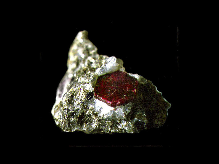 Yakhont - Minerals, Mineralogy, Ruby, Corundum, Crystals, Geology, Longpost