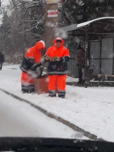 In Sevastopol, they fight against ice with the help of books - Ice, Sevastopol, Books, Utility services, Life is pain, Humor, Longpost, Winter