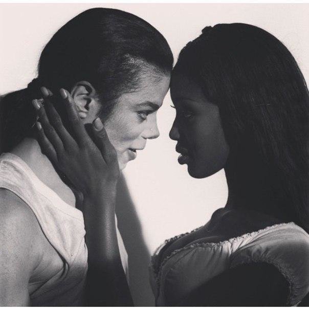 Yin and Yang. - From the network, Michael Jackson, Naomi Campbell, The photo