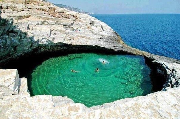 Natural pool, Greece. - Nature, Swimming pool, Greece, The photo, Cote d'Azur, The rocks, Water