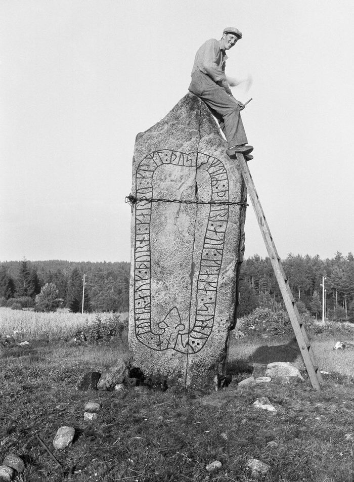 Man restoring a rune stone, Sweden 1936 - Story, Runes, A rock, Scandinavia, Restoration