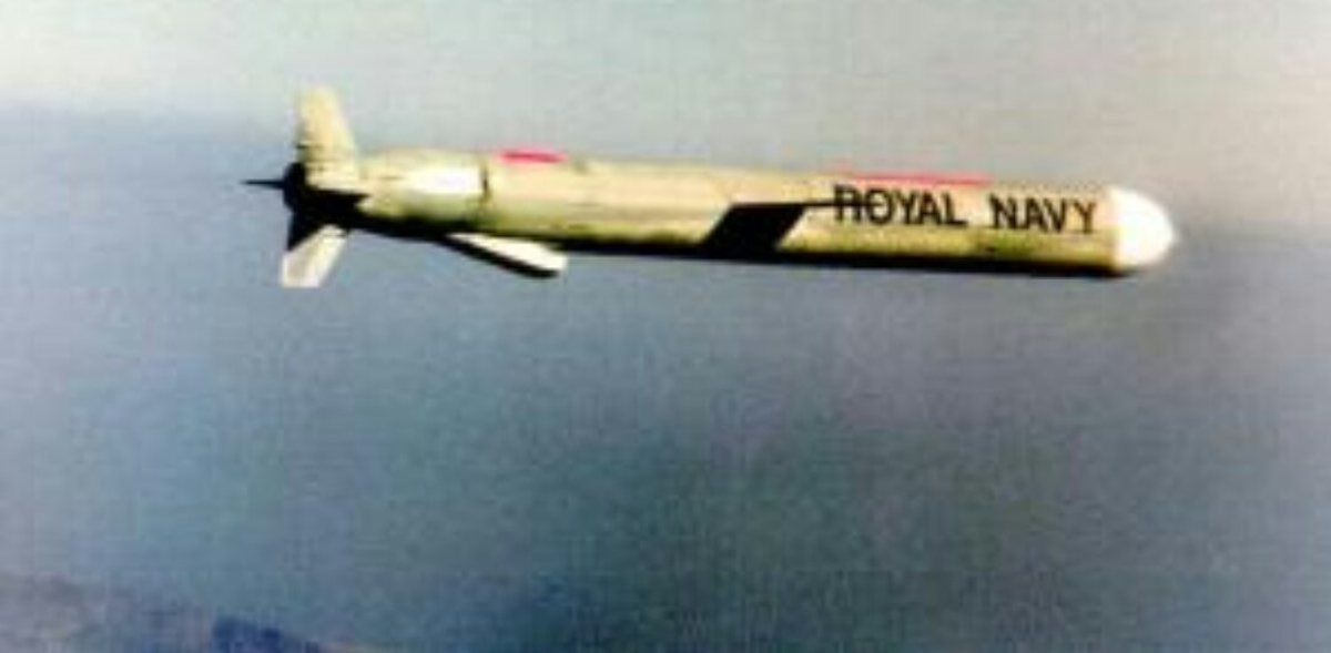 Ракеты томагавк. BGM-109 Tomahawk. Крылатая ракета томагавк BGM 109a. Томагавк ракета ракетное оружие США. BGM-109 Tomahawk (TLAM).
