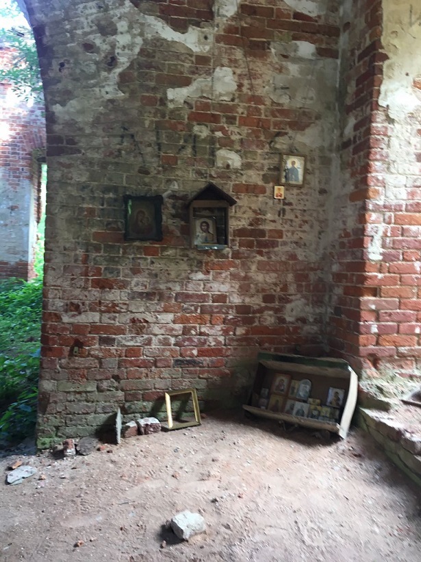 Abandoned church in the Meshchersky forests - My, Abandoned, Church, Abandoned place, Meshchera, Ruin, Longpost