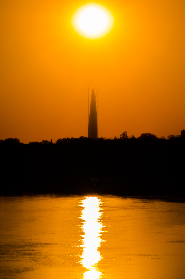 Petersburg sunset - My, Sunset, The sun, Saint Petersburg, Lakhta Center, , River, Nikon