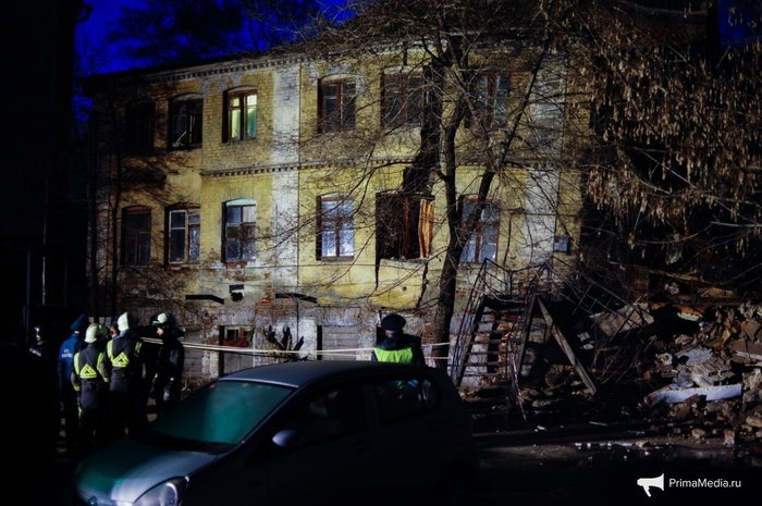 Part of a house collapsed in the center of Vladivostok - Vladivostok, news, Negative, Collapse